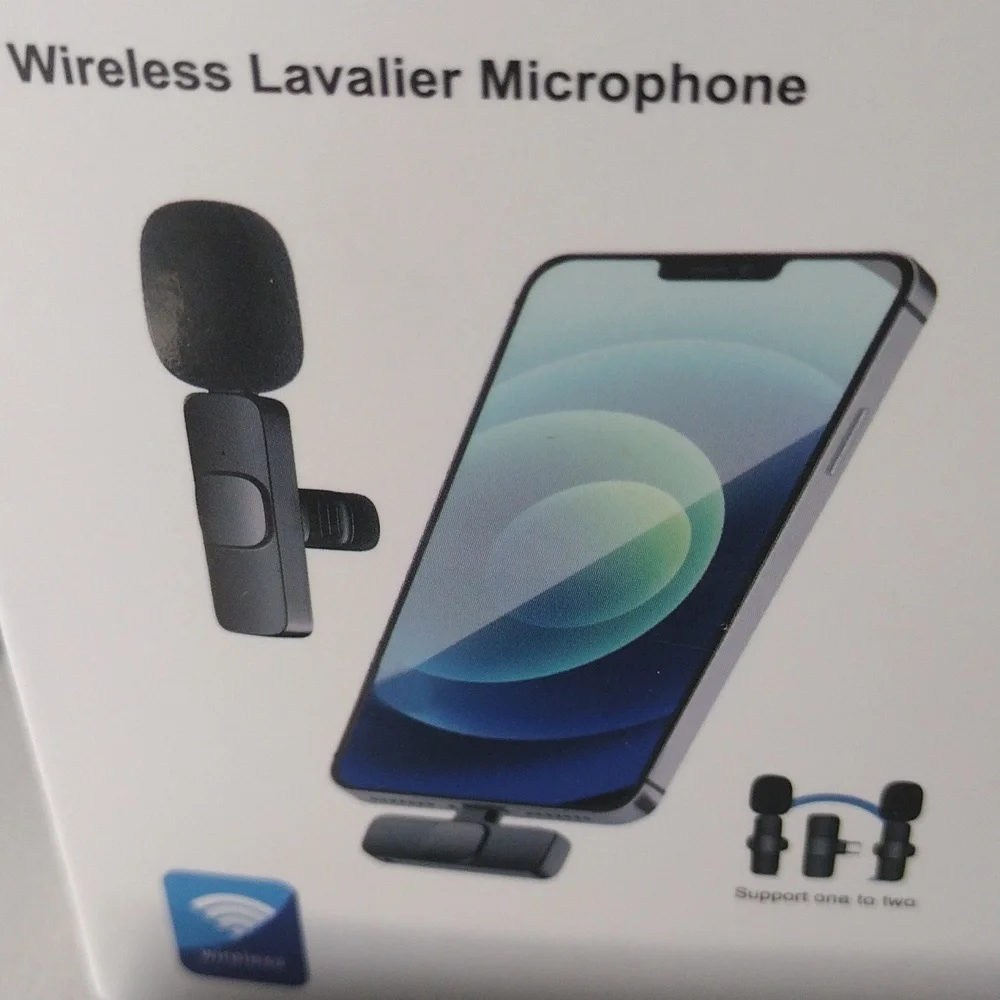 Wireless Lavalier Microphone for Smartphones